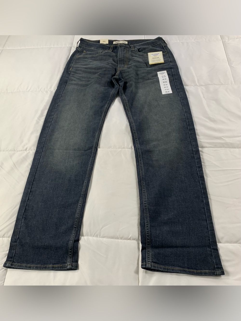 New LEVI STRAUSS SIGNATURE straight leg jeans mens size 32